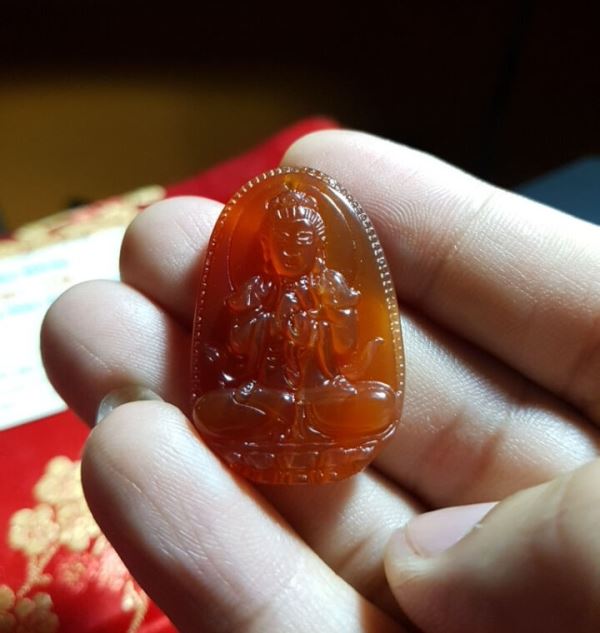 Mặt phật như lai đá mã não đỏ độ tuổi mùi & thân M06