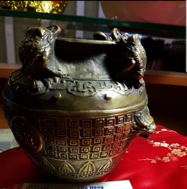 Chậu tụ bảo đồng lớn M113